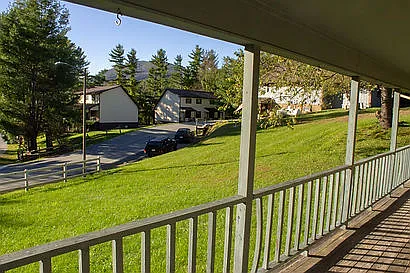 3 bed, 1728 sqft, $3,000 — Photo 3
