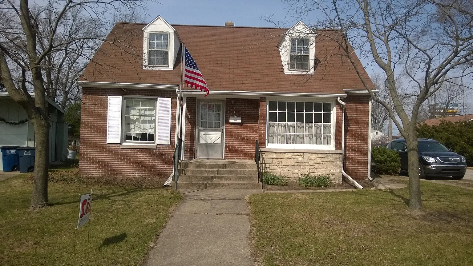 201 Dewolfe St photo 1