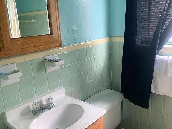 4th image of 2240 S Atlantic Ave #4