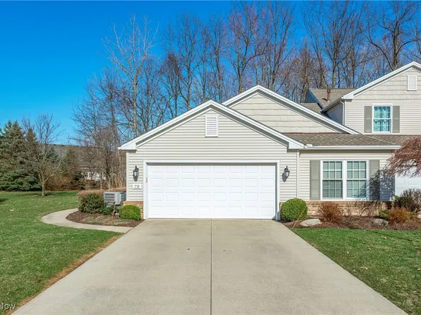 752 Lakeside Dr, Avon Lake, OH 44012