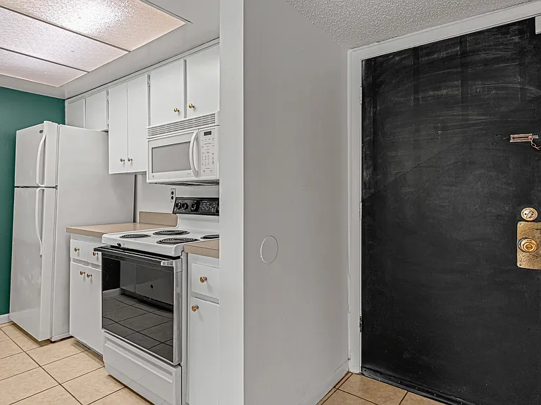 5840 Peregrine Ave #AVE2-AVE2-25 — Photo 11