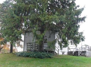 710 Horton Rd, Conneaut, OH 44030