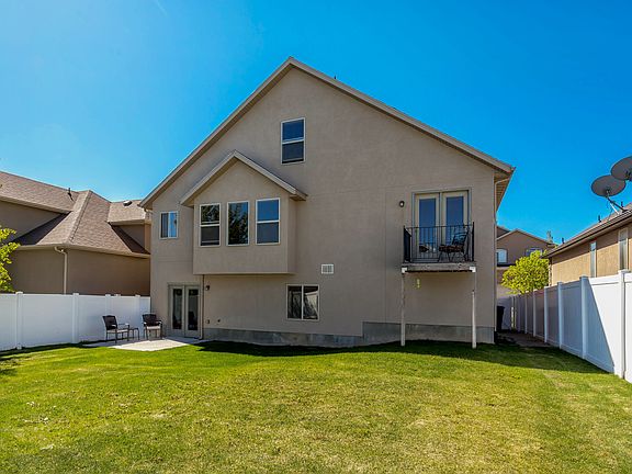 3rd image of 3912 W Sienna Dune Dr