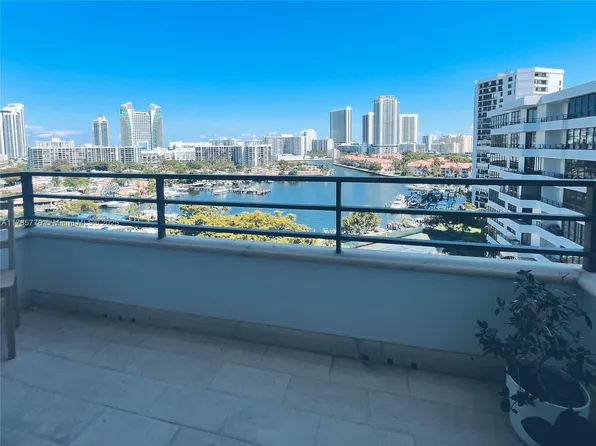 500 Three Islands Blvd APT 802, Hallandale Beach, FL 33009