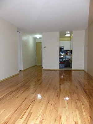 Rented by Immac Realty | media 41