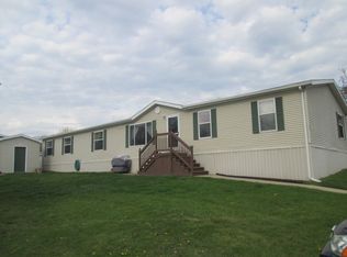 63 Eagle St, Whitmore Lake, MI 48189