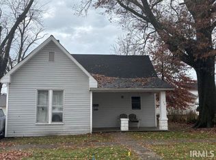 109 E Pearl St, Washington, IN 47501