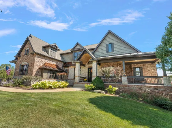 11429 Bell Pl, Crown Point, IN 46307