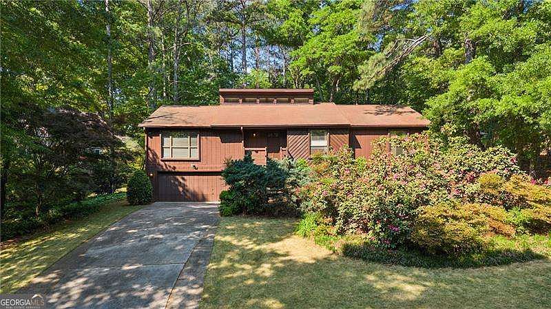 1st image of 1530 Brookcliff Cir