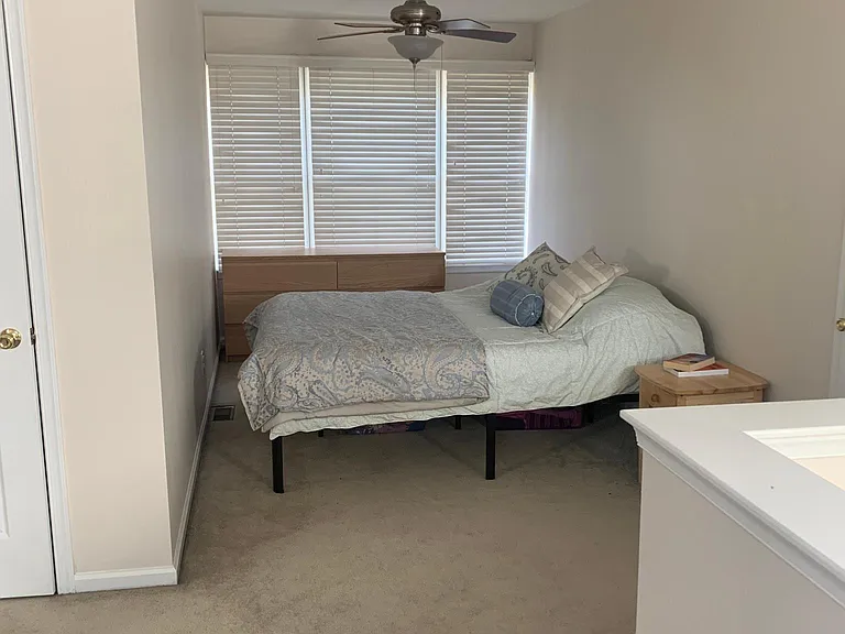305 Shurs Ln — Photo 24