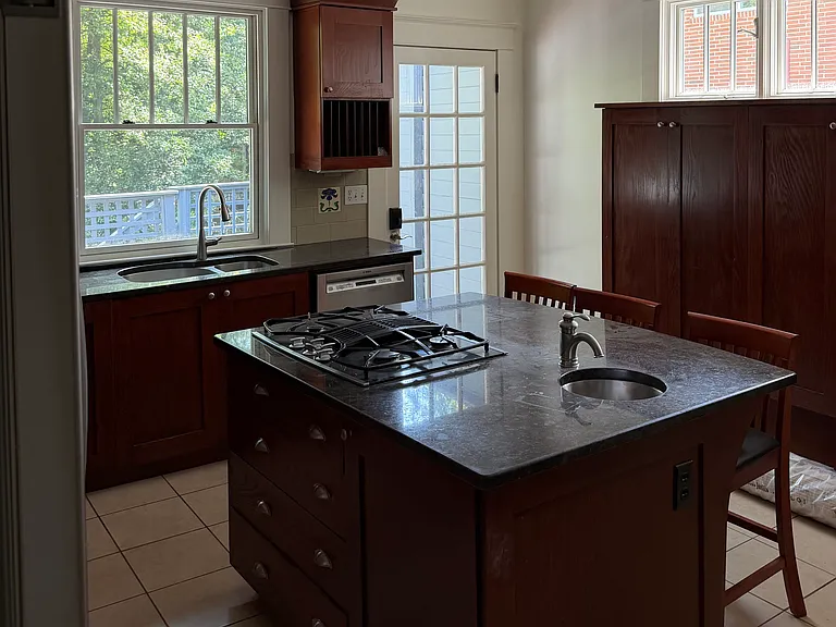 771 Saint Charles Ave NE #1 — Photo 21