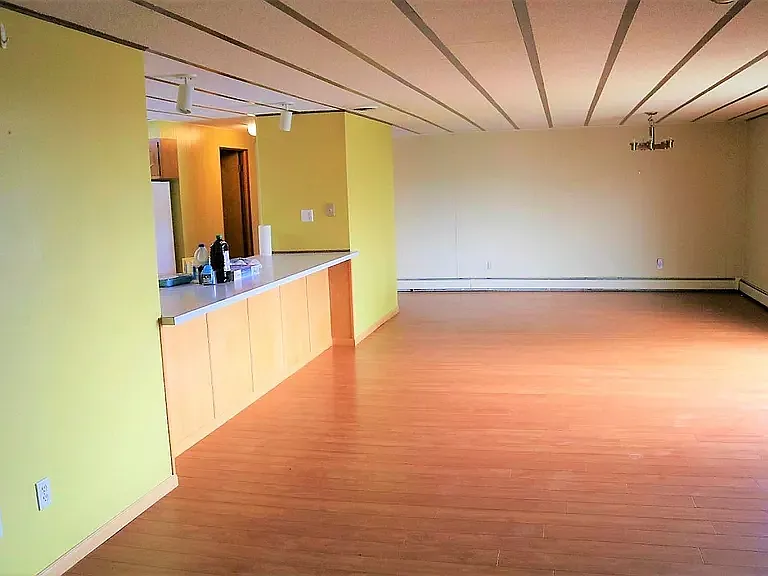 127 Crescent Dr — Photo 17