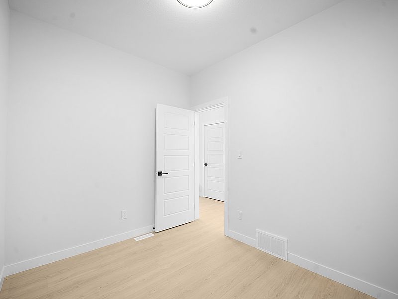 Fort Saskatchewan Townhouse for rent - 3 Bedrooms — photo 22