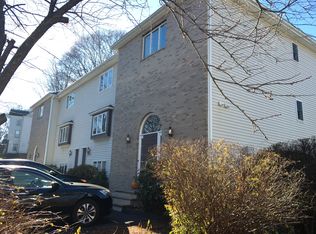 8 Gilmore St APT F, Stoneham, MA 02180