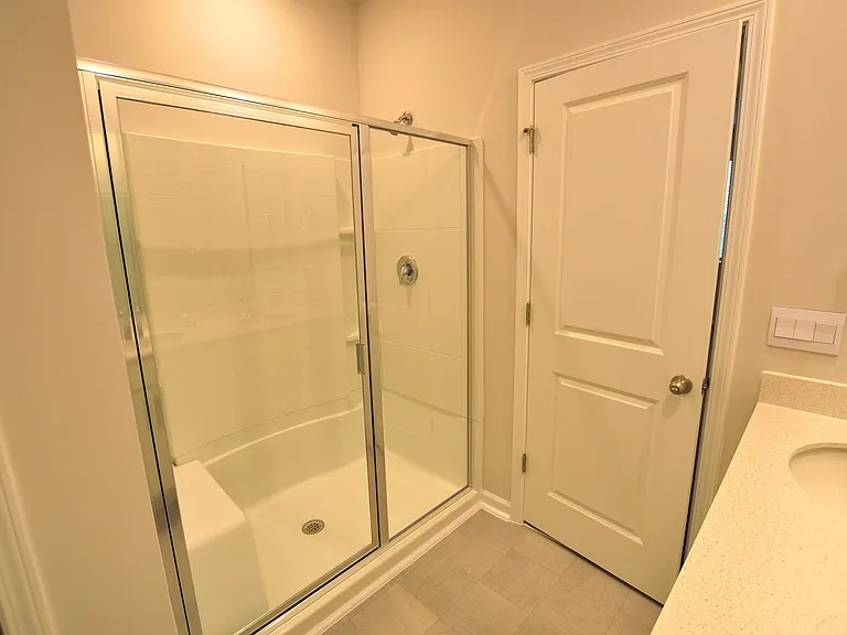 468 Rosemount — Photo 11