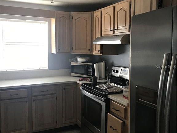 3rd image of 8242 Drycreek Dr