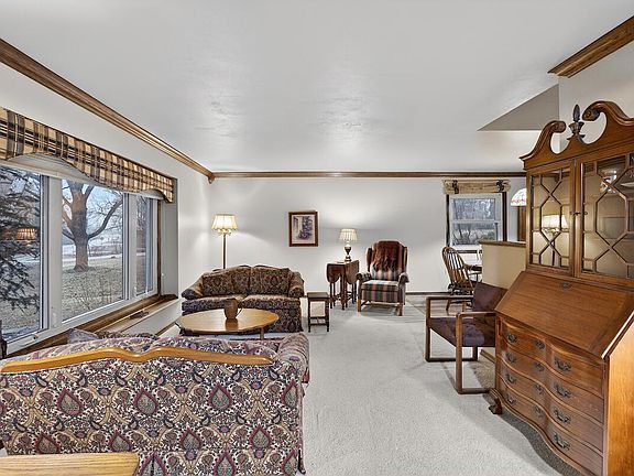 4th image of 4280 Ridge ROAD