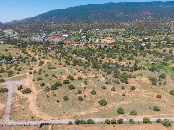 206 Rincon Loop Rd, Tijeras, NM 87059