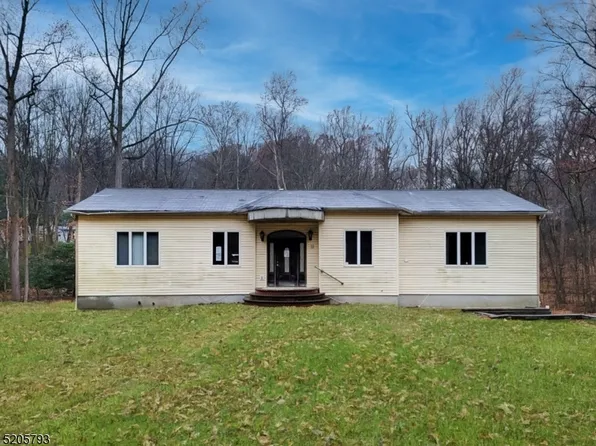 19 Zander Ln, Randolph Twp., NJ 07869