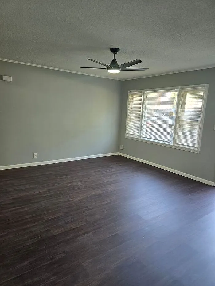 2 bed, 1.0 bath, 780 sqft, $1,845 — Photo 3