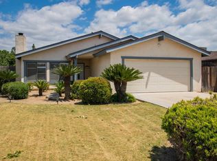 3912 Highland Hills St, Bakersfield, CA 93308