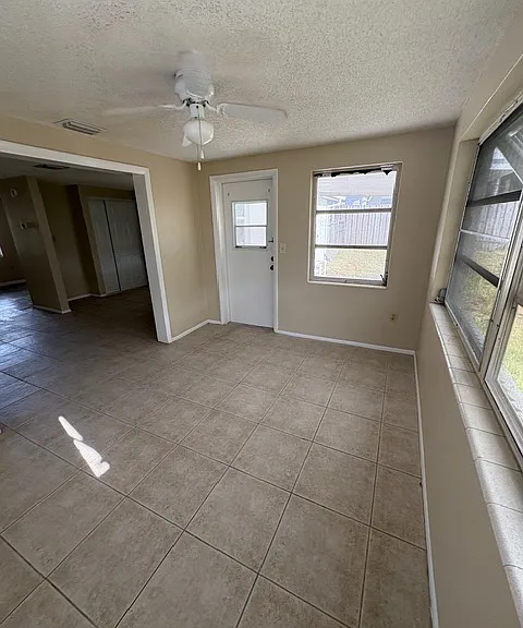 4701 Jacqueline Dr — Photo 9