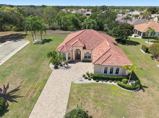 2224 Platinum Dr, Sun City Center, FL 33573