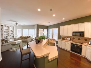 1724 Tealwood Ln, Corinth, TX 76210