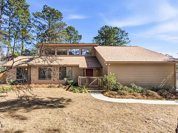 2nd image of 4519 Argyle Ln