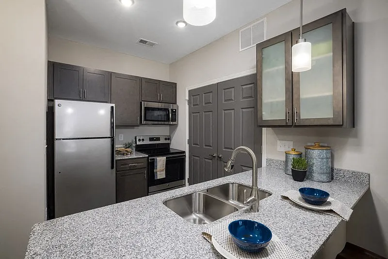 Wayfare at Garden Crossing — Photo 3