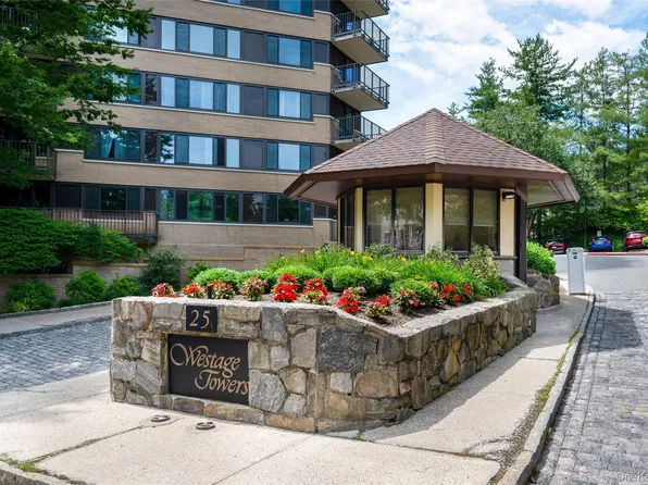 25 Rockledge Ave APT 1111, White Plains, NY 10601