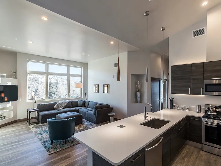 Chambers Lofts LLC — Photo 1
