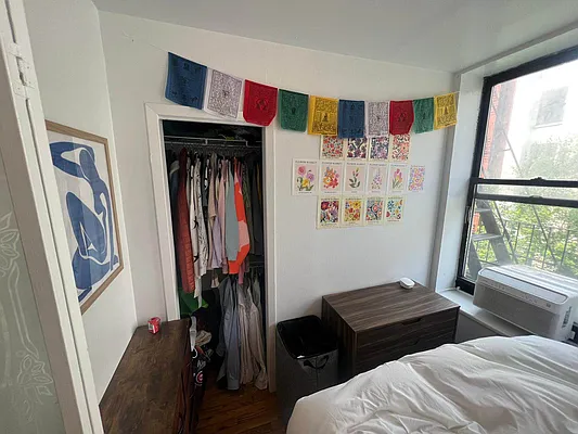 Rented by KNOCKKNOCK LLC | media 4