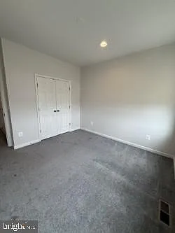 240 Parkland Dr — Photo 23