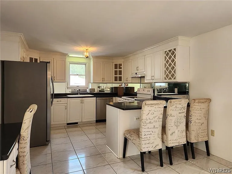 8845 County Rd — Photo 6