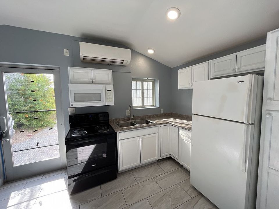 1st image of 1005 Stewart Ave