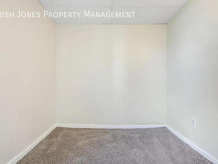 935 Niagara St #4 — Photo 10