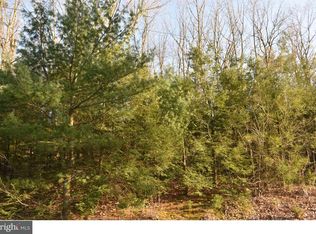 2463 Papoose Dr, Auburn, PA 17922