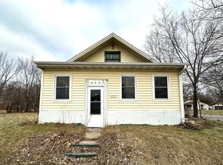 402 Peek St, Waterloo, IA 50703