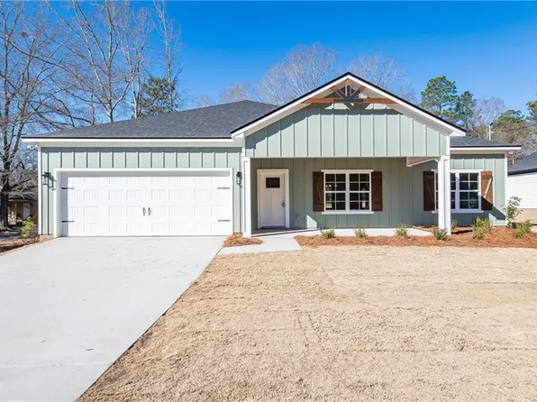 162A Woodland Dr, Phenix City, AL 36869