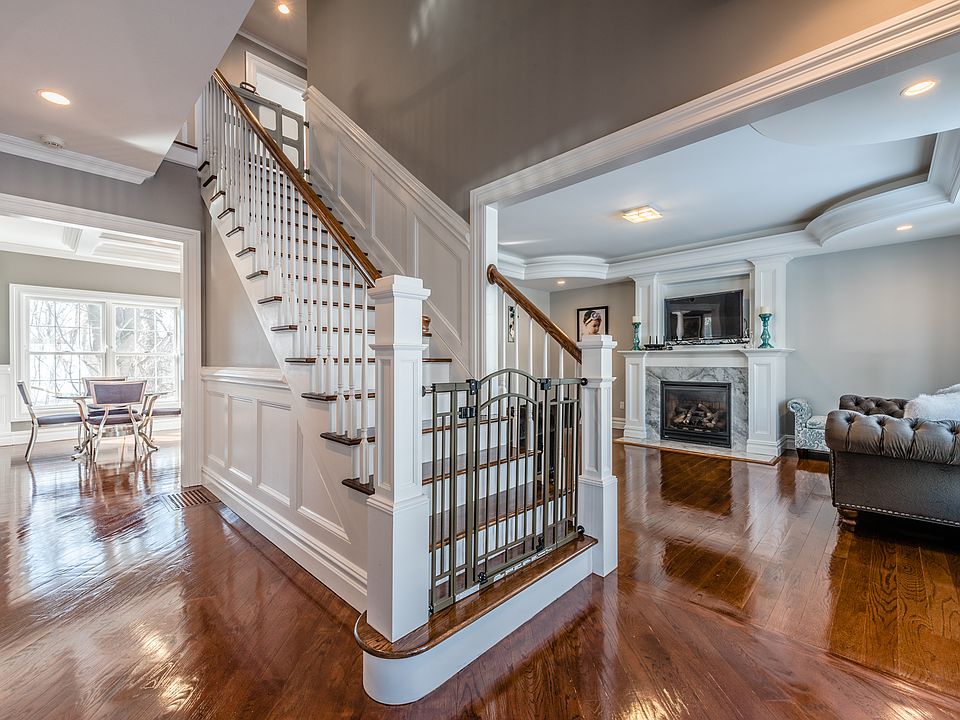 39 Candlewood Shores Rd, Brookfield, CT 06804 Zillow