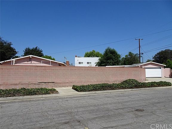 3rd image of 2600 E Santa Fe Ave