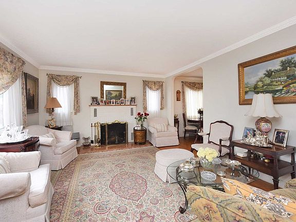 3rd image of 15316 Bayside Ave