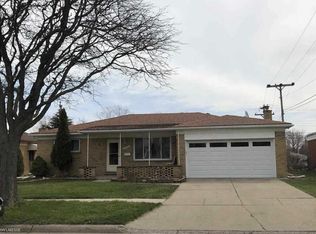 26544 Eureka Dr, Warren, MI 48091