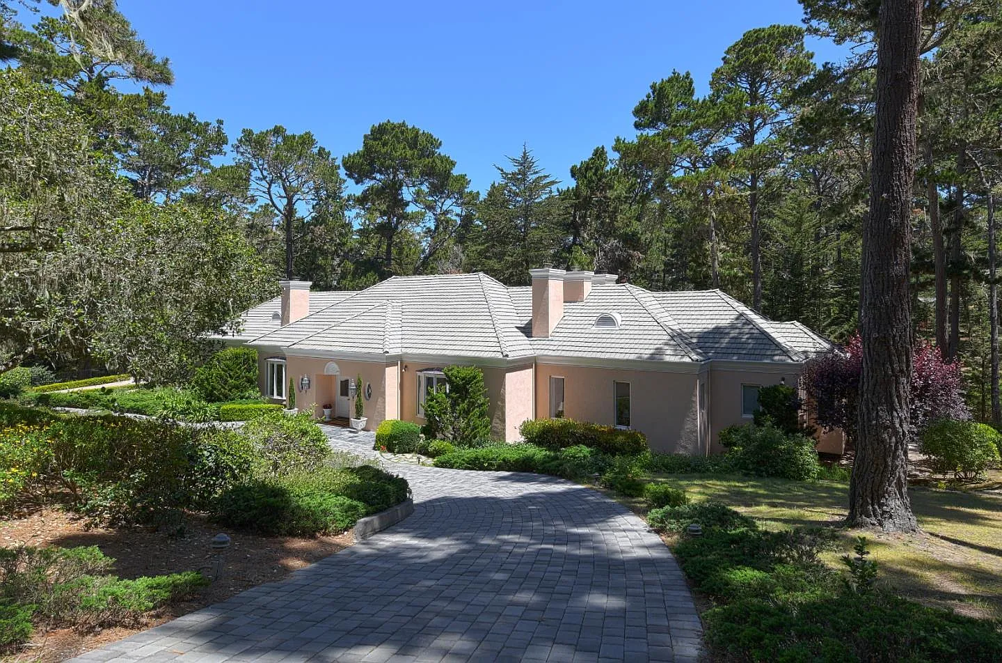 1277 Lisbon Ln photo 1