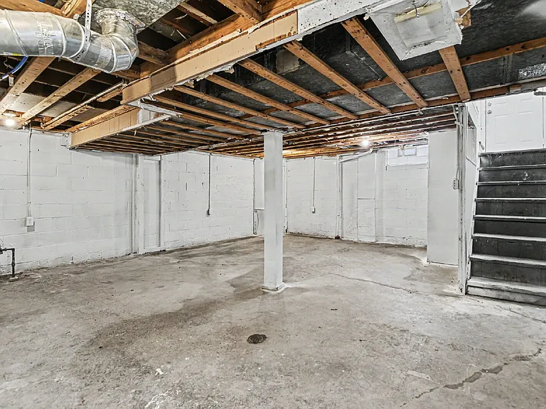 18630 Joseph Campau St — Photo 13