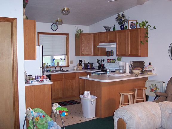 Unit A - Kitchenette