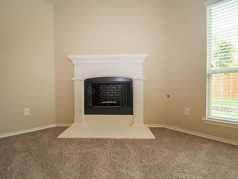 1222 Coleman Dr — Photo 5