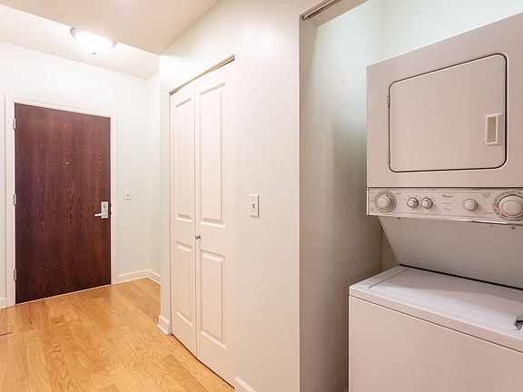 2nd image of 1400 S Michigan Ave APT 1905