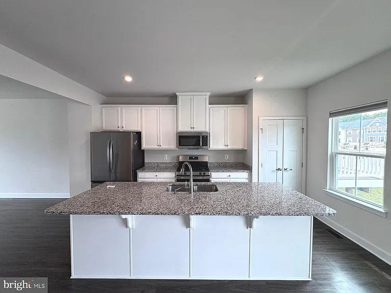 118 Twinleaf Way — Photo 16